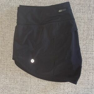 Lululemon speed shorts Size 8